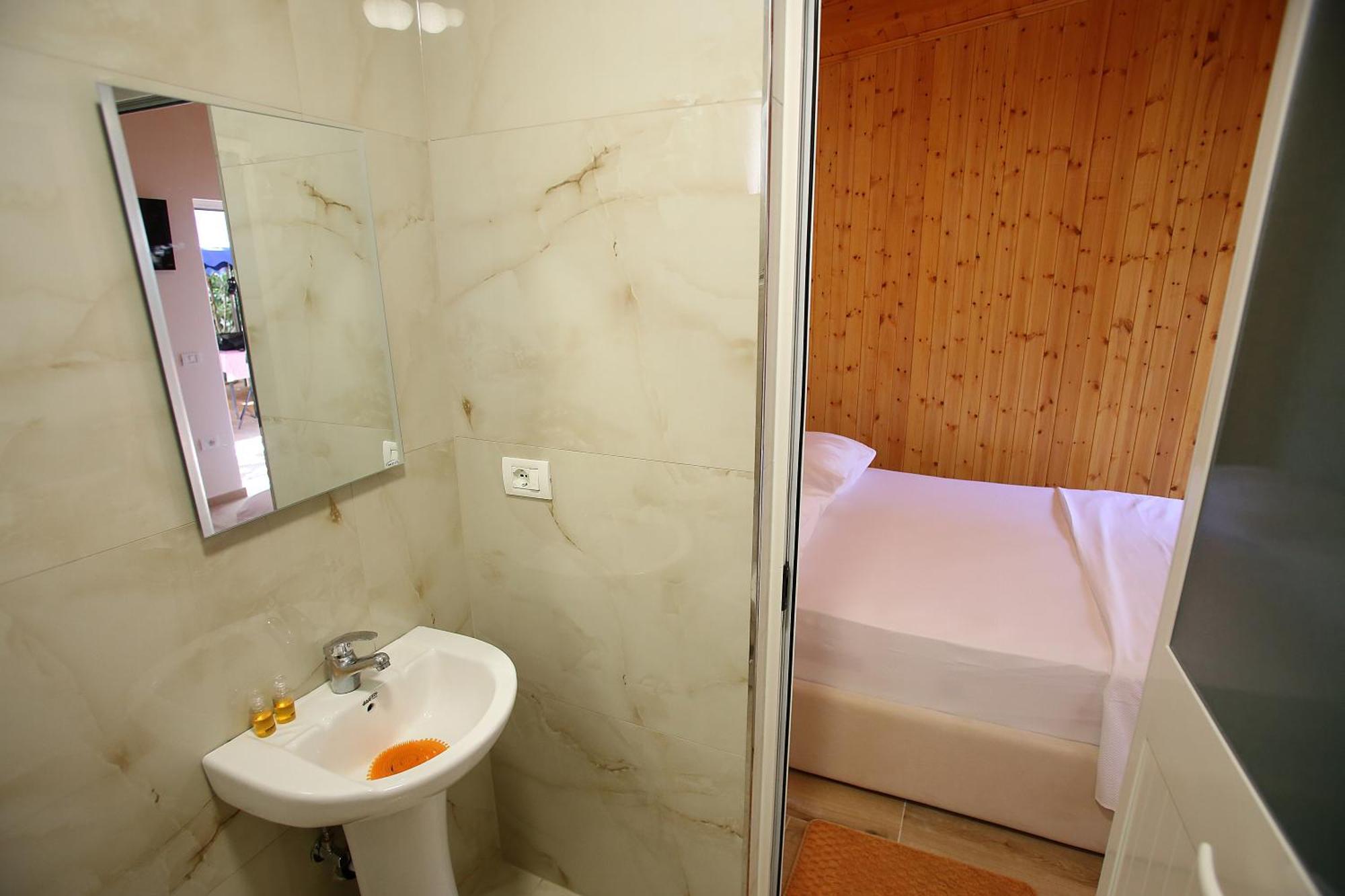 Vila Hyseni Durrës Kamer foto